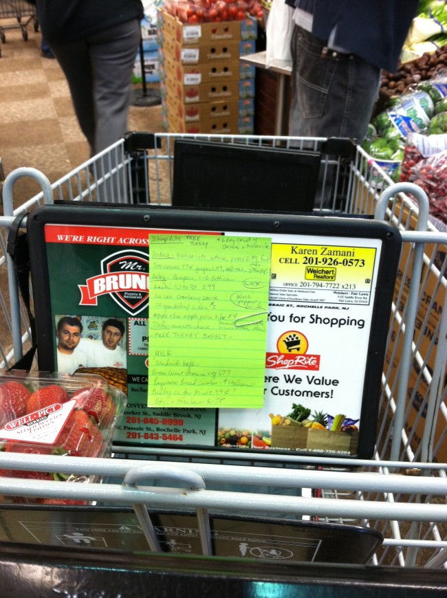 Organizing Quick Tip: Shopping List Post-it I organizedartistry.com #groceryshoppingtip